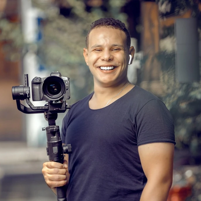 Growing trend of selling old cameras in India